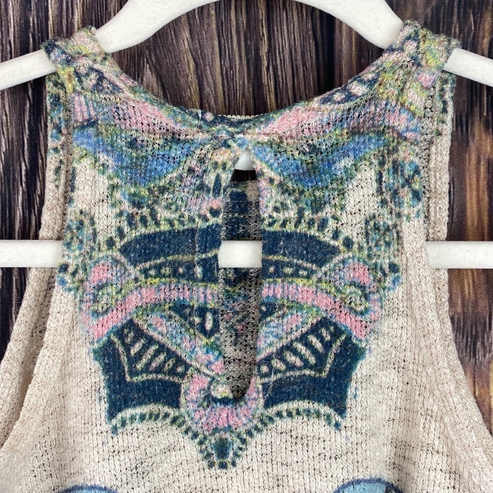 Elephant Print Top - Picture 8 of 13